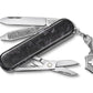 Couteau victorinox classic fibre de carbone brillant 58mm